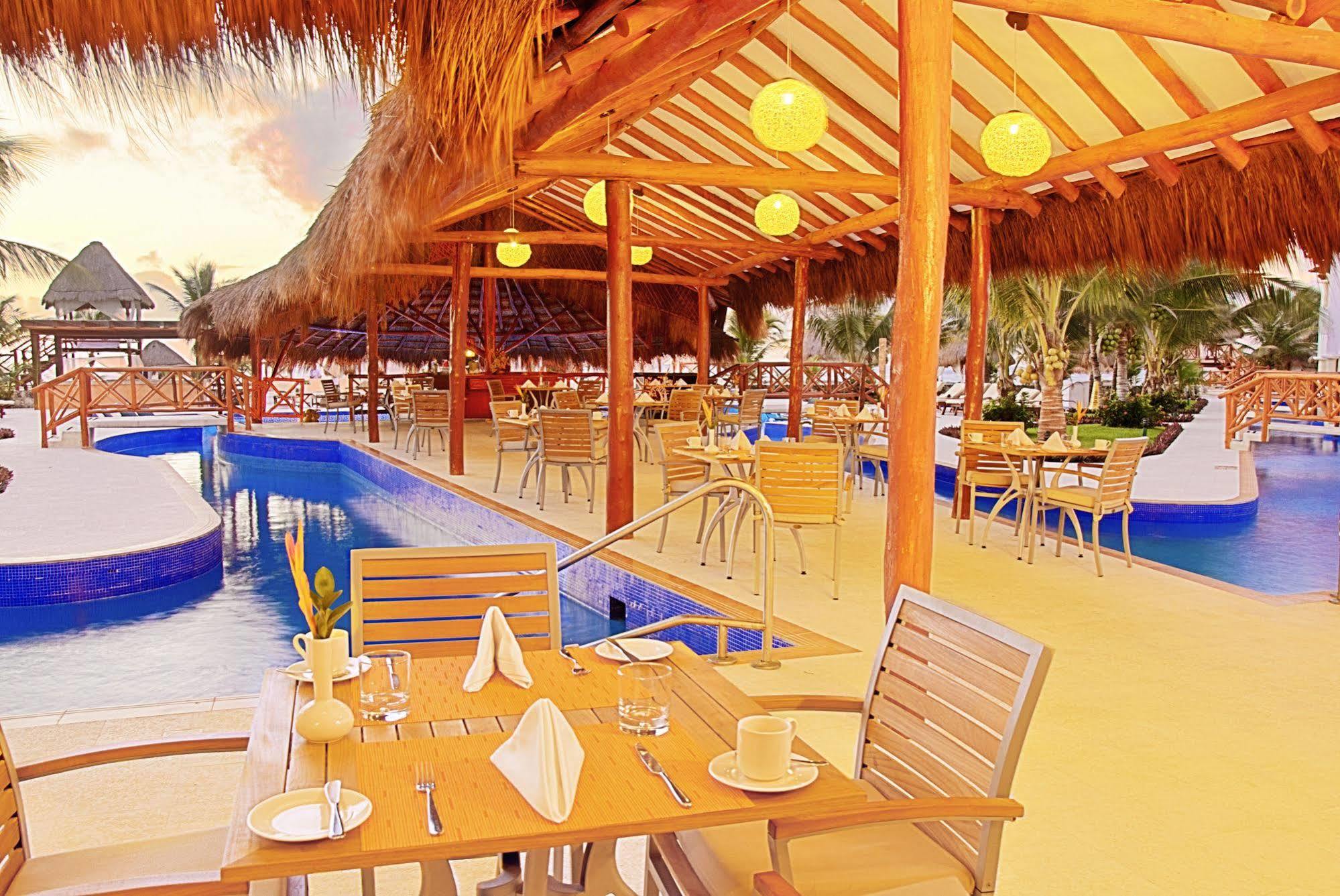 Hidden Beach Resort Au Naturel Adults Only Catamaran, Cenote & More Inclusive Akumal Esterno foto